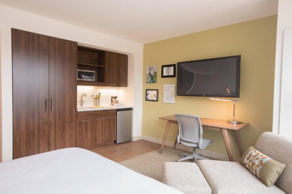 Element West Des Moines image 11