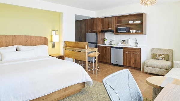 Element West Des Moines Main image