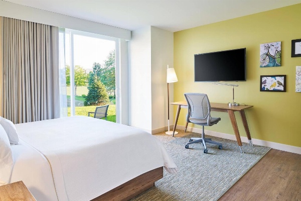 Element West Des Moines image 7